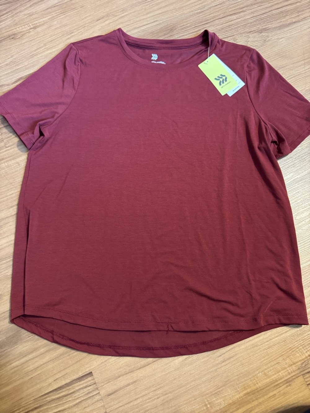 NWT all in motion Women’s Short-Sleeve Crew Tee